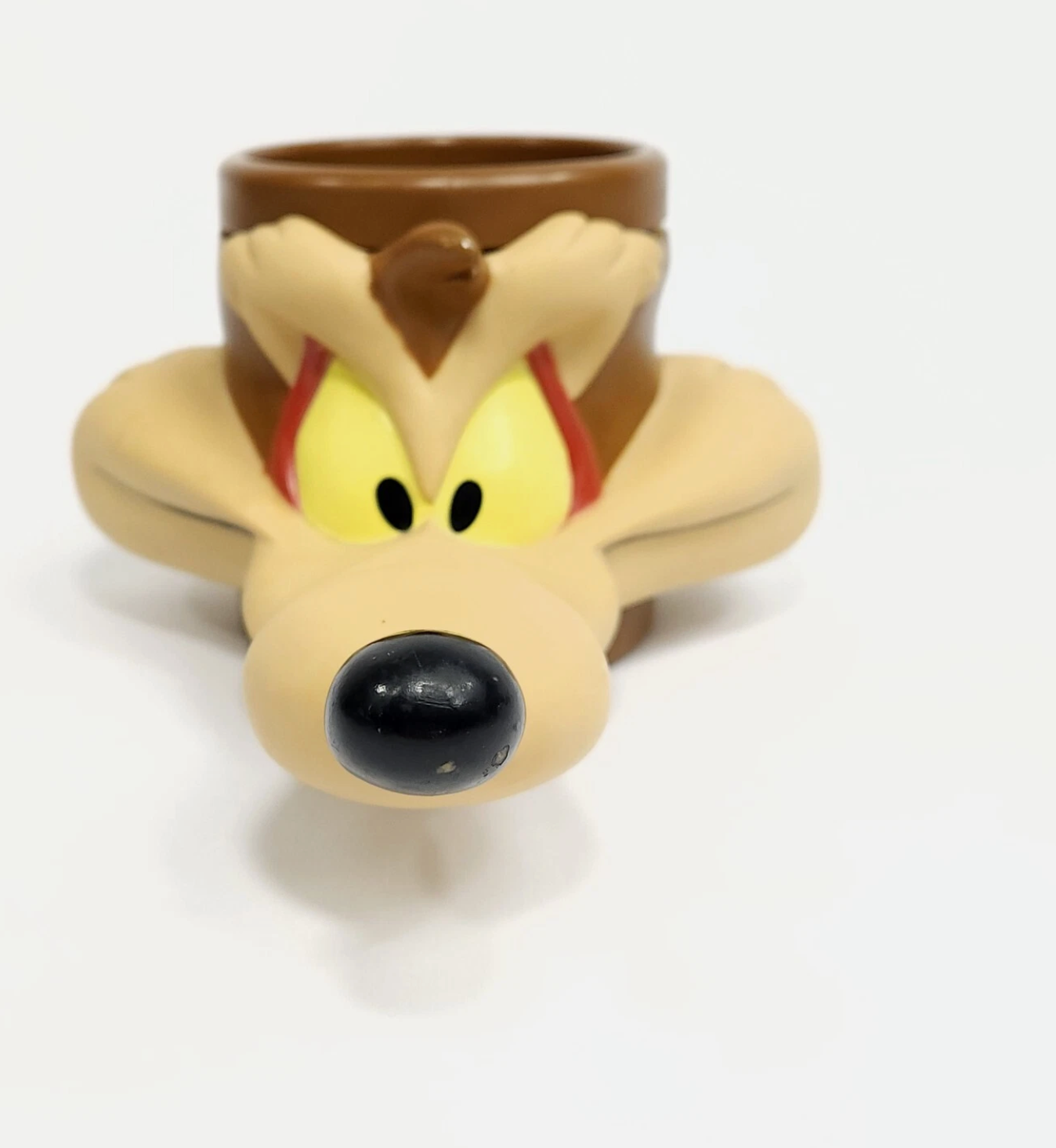 Vintage Wiley Wile E Coyote Mug Cup Warner Bros Looney Tunes Plastic 3D