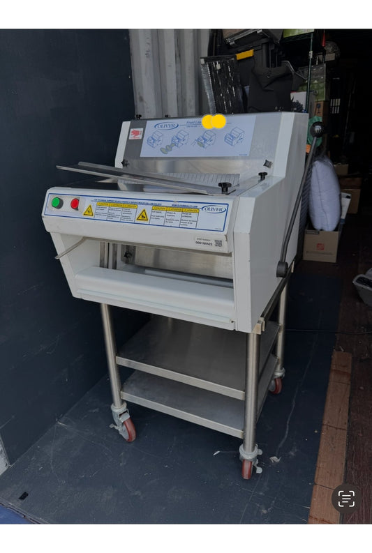 Oliver Model 732-N Front Load Bread Slicer
