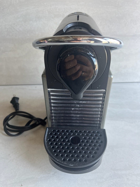 Pre Owned Breville Coffee Maker Model BEC420TTN missing Tray Untested