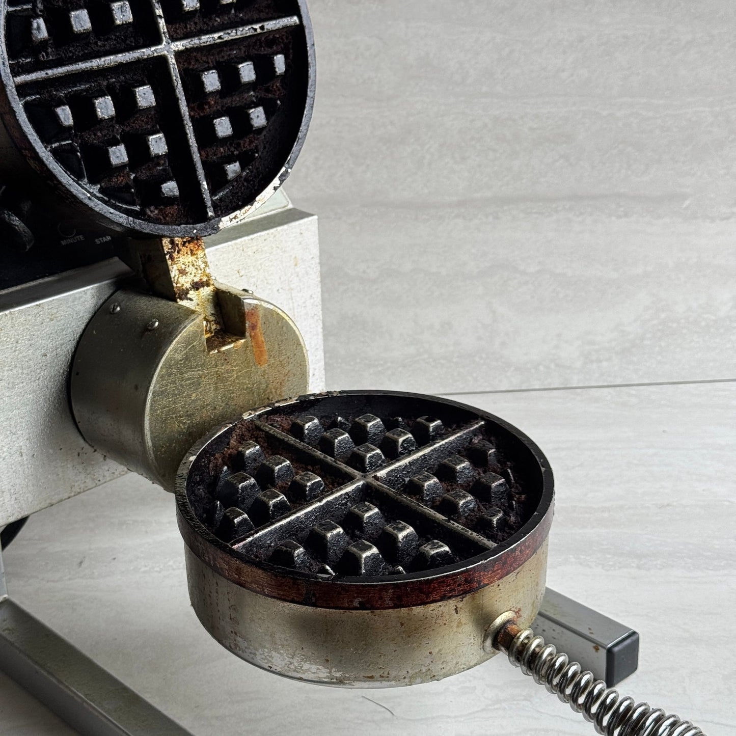 Nemco 7020A Waffle Maker Commercial Grade Cast Iron
