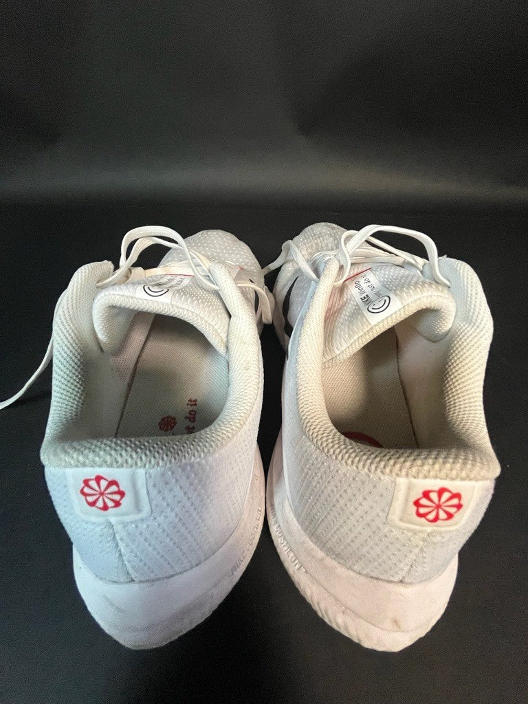 Size 11- Nike Mens Winflo 11 Running Shoes