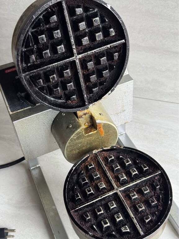 Nemco Commercial Waffle Maker