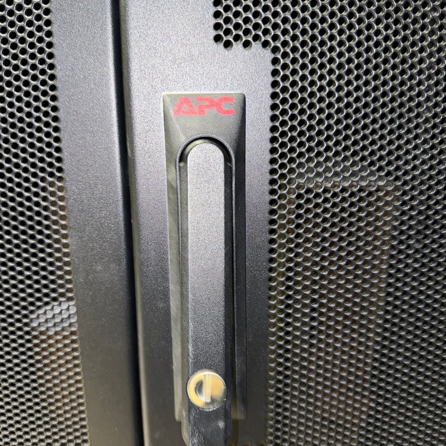 APC Server Rack Cabinet - Black (209A)