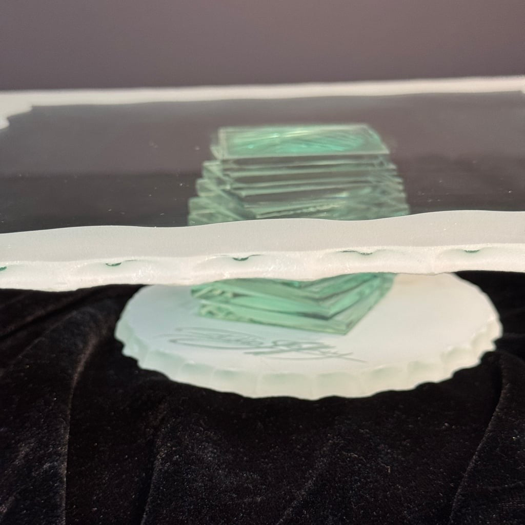 STUDIO JEFFREY SIGNED CAKE STAND ART GLASS