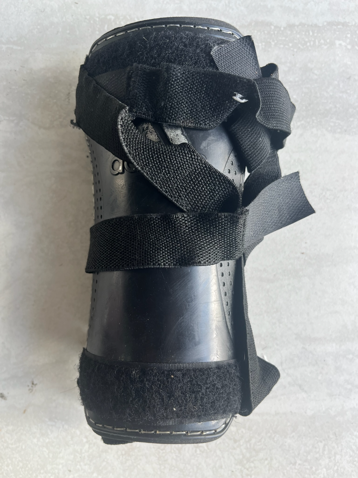 Used ADIDAS NIKE SHIN GUARDS YOUTH Large Soccer Baseball