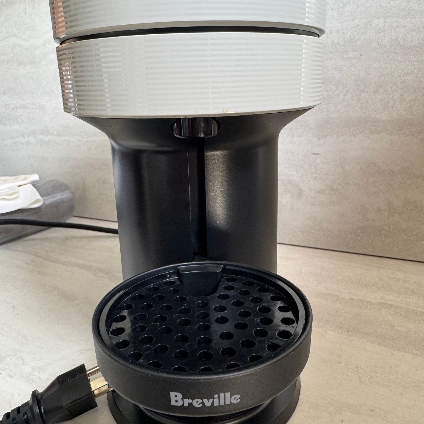 Nespresso Vertuo Next Capsule Coffee Machine