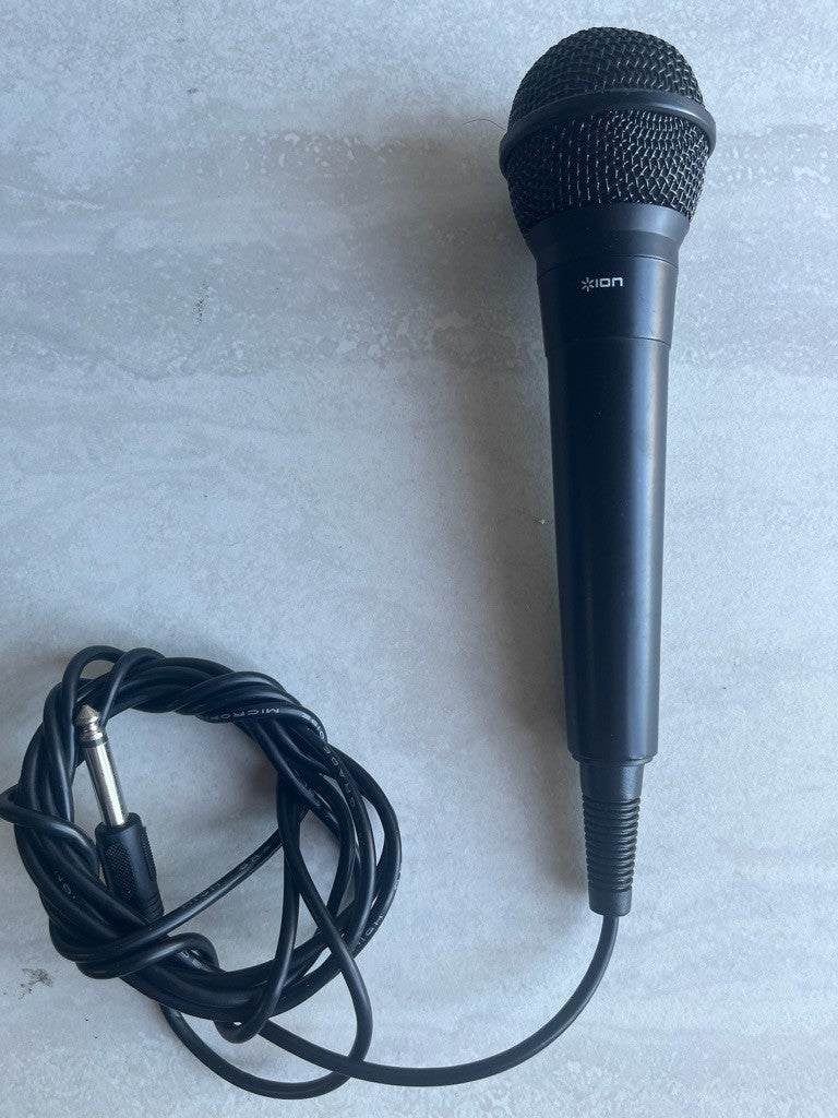 pro ion microphone black color usb port