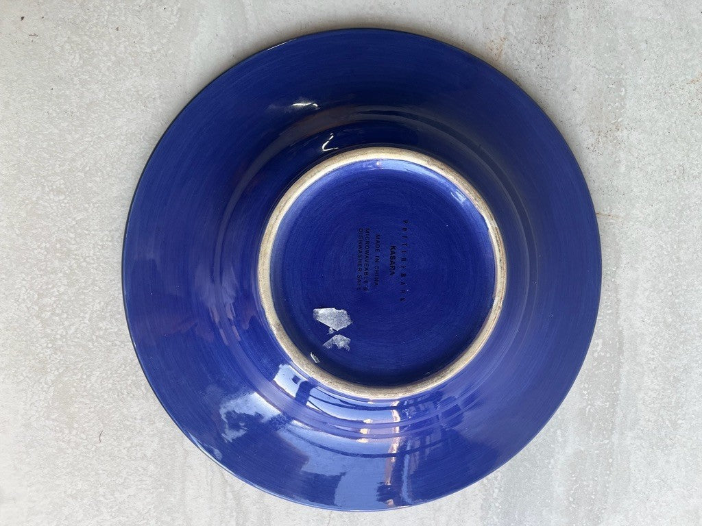 2 GREEN, WHITE, ORANGE, AND MODADO PLATES PUTTERYBARN KASARA MICROWAVEABLE & DIS