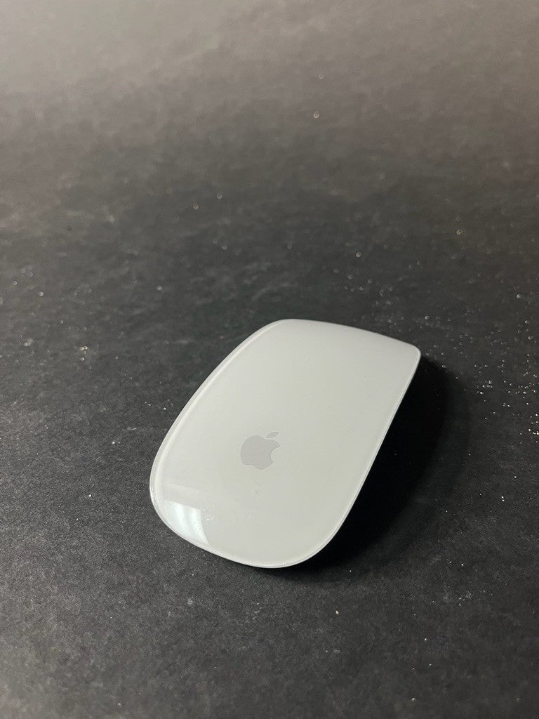 Apple A1657 Wireless Bluetooth Magic Laser Mouse White MB829LL/A Grade B
