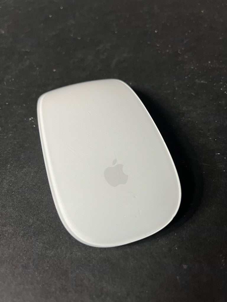 Apple A1657 Wireless Bluetooth Magic Laser Mouse White MB829LL/A Grade B