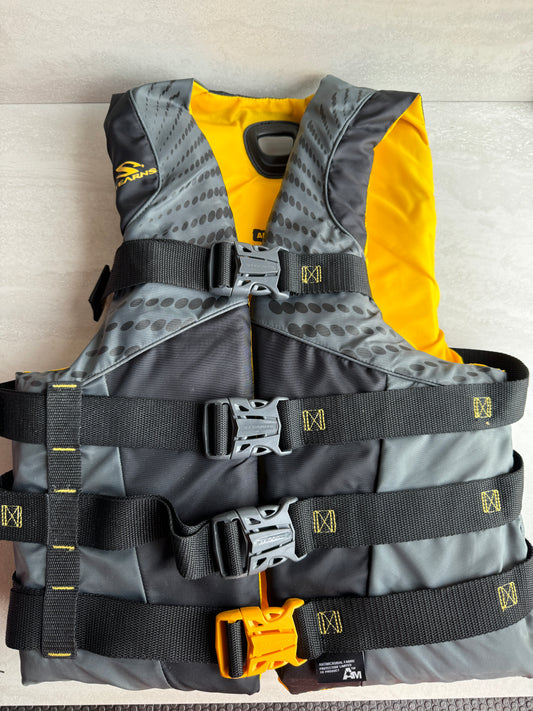 Stearns Life Jacket (Small)